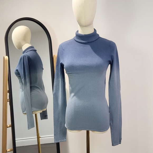 Point Zero by Nicole Benesti Ombre Turtleneck Sweater SMALL - Picture 1 of 6